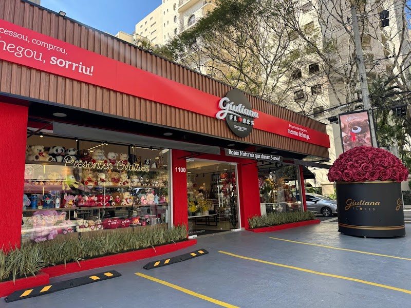 DONA DIVA BOUTIQUE DAS FLORES — Decoração em São Paulo