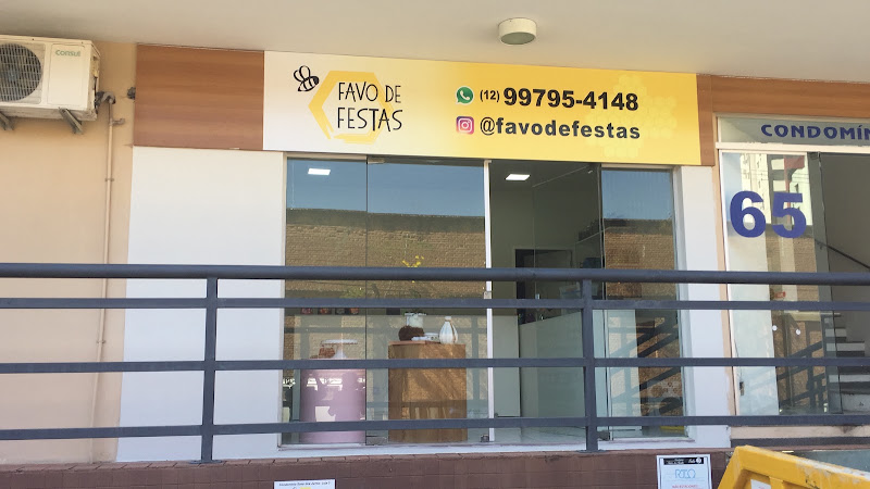 Favo de Festas — Decoração em Taubaté