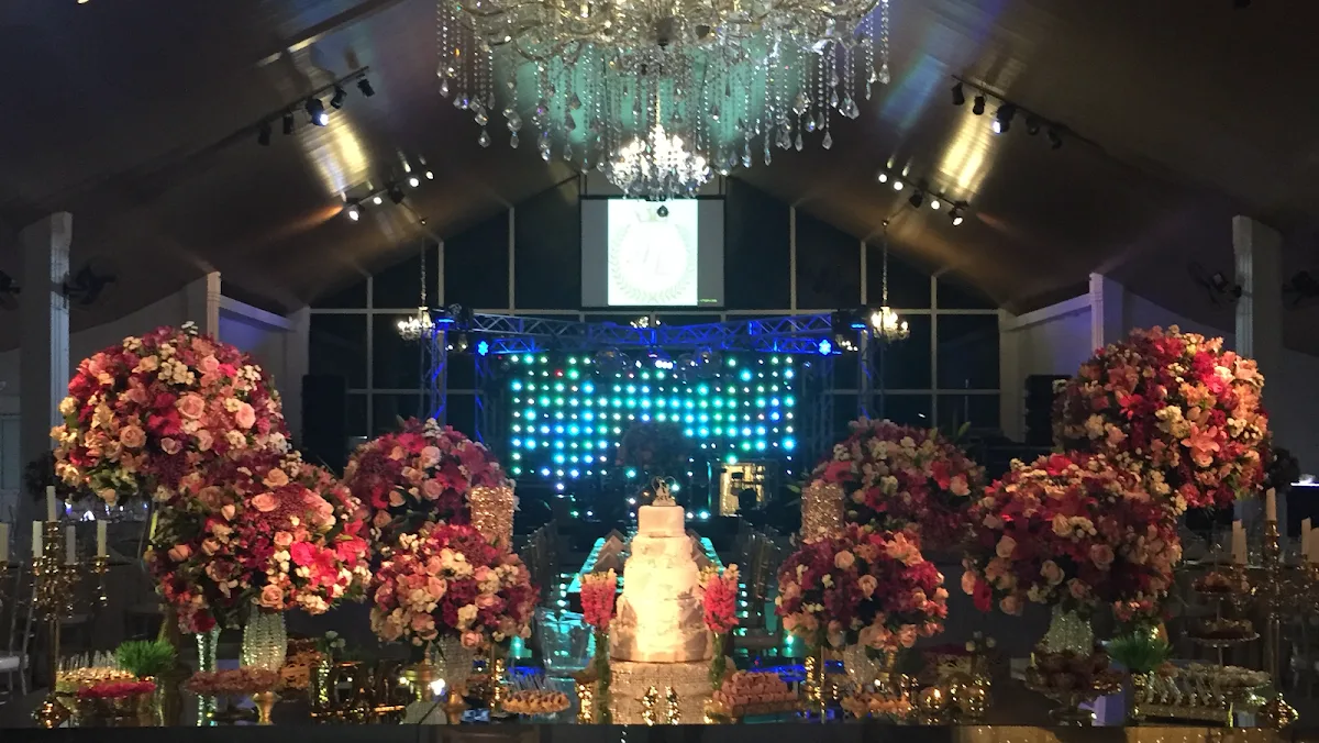 Monarka Hall — Salão de Festas em Taubaté