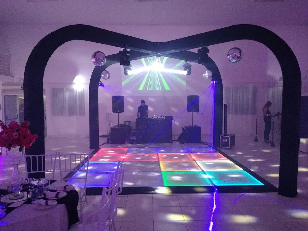 Festas Vale – DJ, Som, Luz e Box Truss — Música / DJ / Som em Taubaté