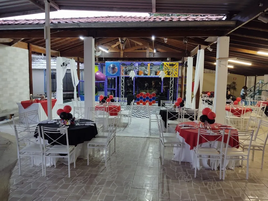 Victória's - Eventos e Buffet — Buffet / Catering em Jacareí
