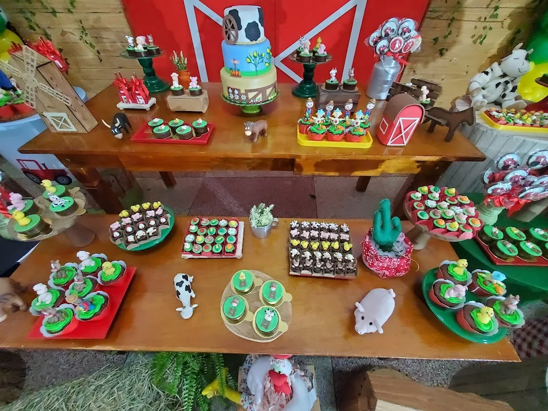 CR Confeitaria — Bolos e Doces em Jacareí