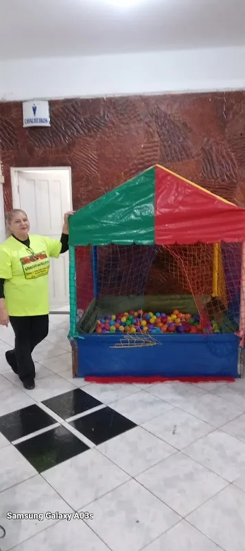 Cia. De Festas Explosão da Alegria — Outros em Guaratinguetá