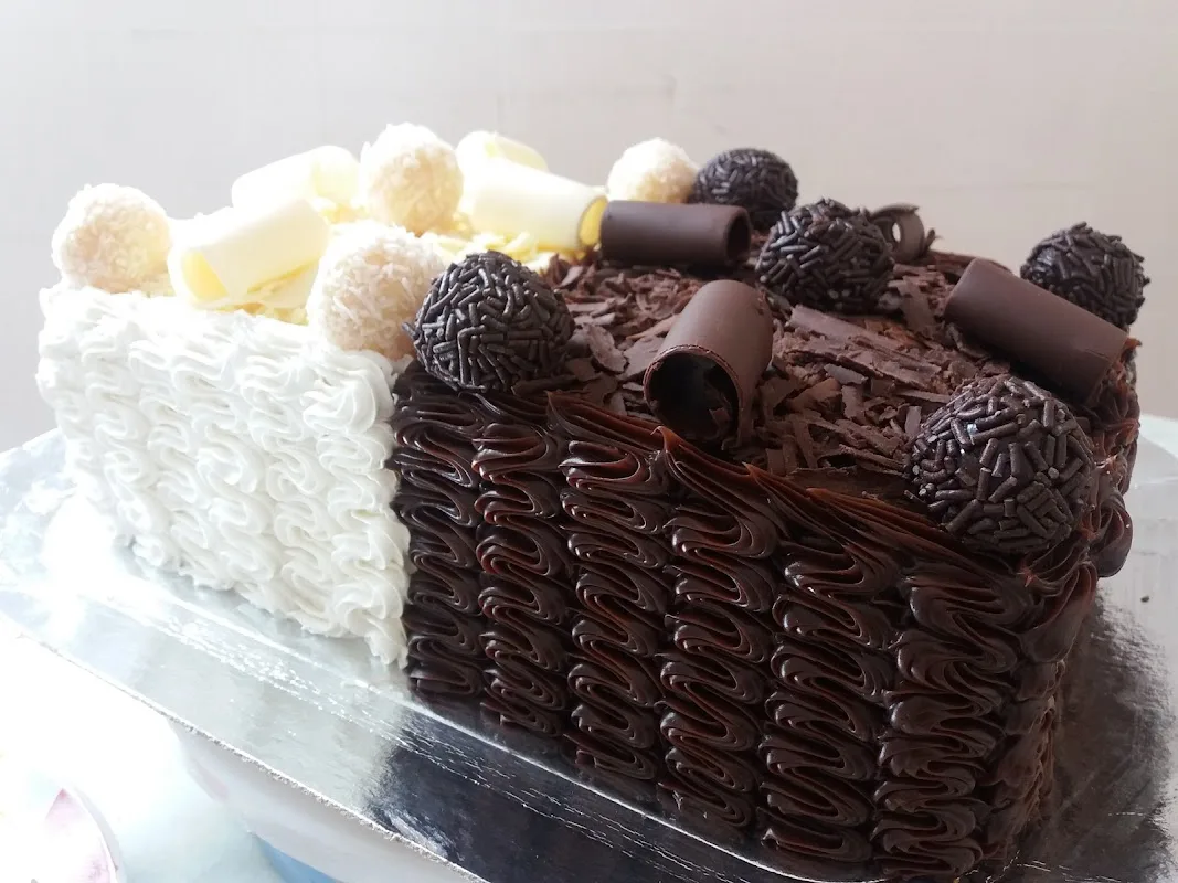 Gostosuras da Jô — Bolos e Doces em Lorena