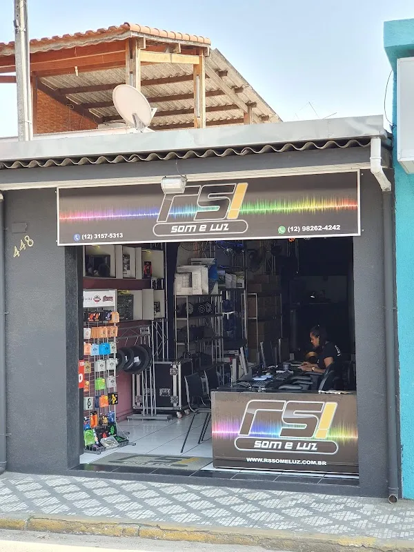 Rs Som e Luz! — Música / DJ / Som em Lorena