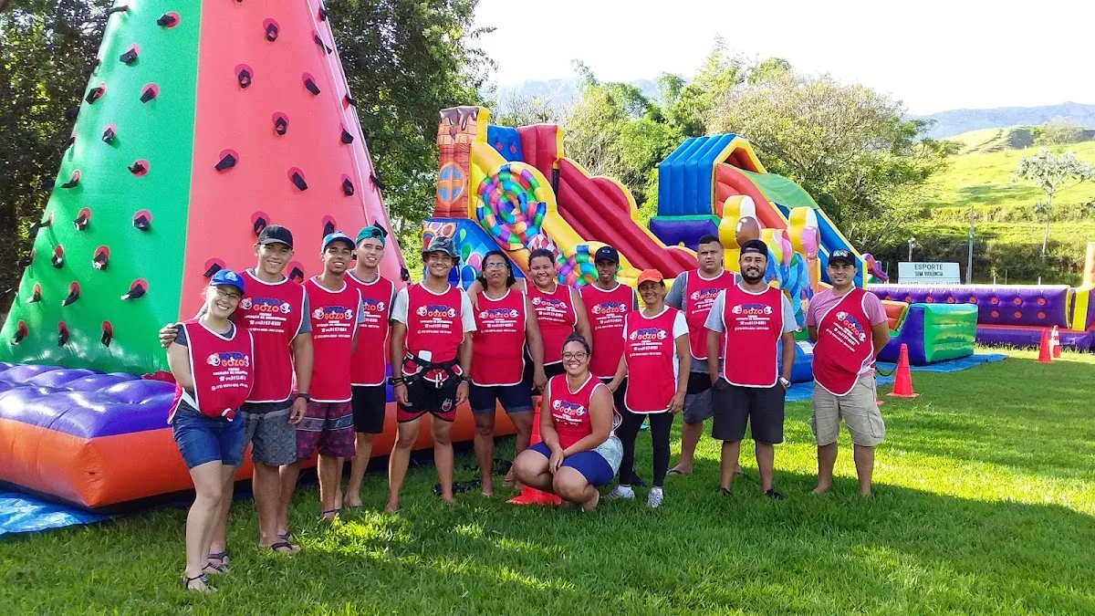 Bozo e Gozo Festas Alugueis de Brinquedos — Outros em Lorena