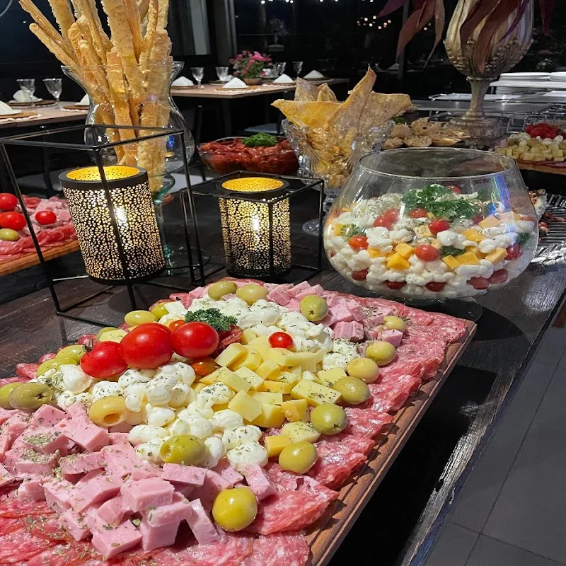 Buffet Carinhoso — Salão de Festas em Cruzeiro