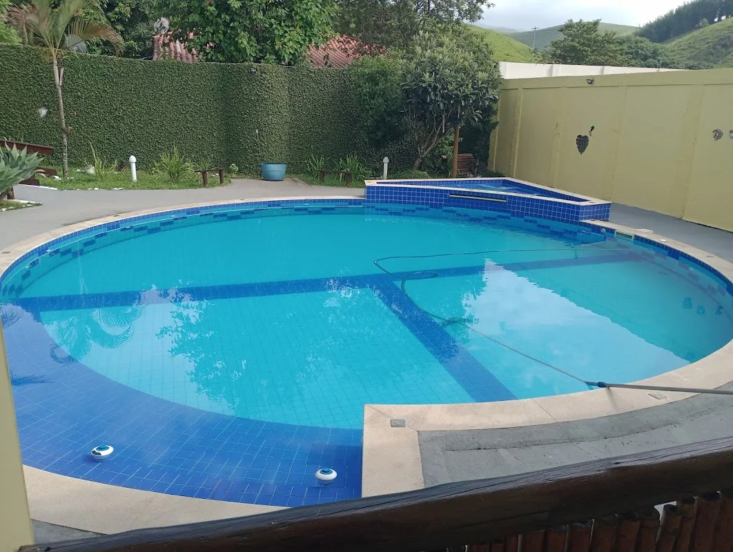 Recanto Sabor de Mel — Sítio em Cruzeiro