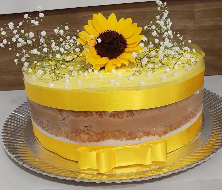 Tuca Bolos — Bolos e Doces em Cruzeiro
