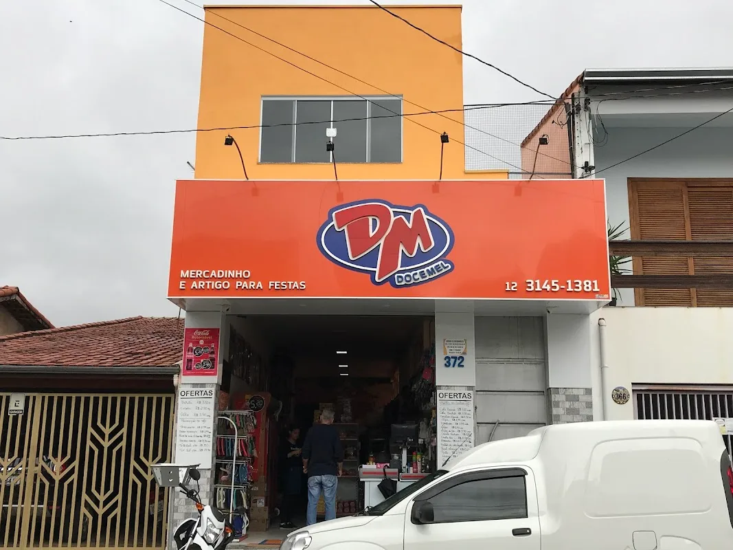 Mercearia e loja de festas Doce Mel — Bolos e Doces em Cruzeiro
