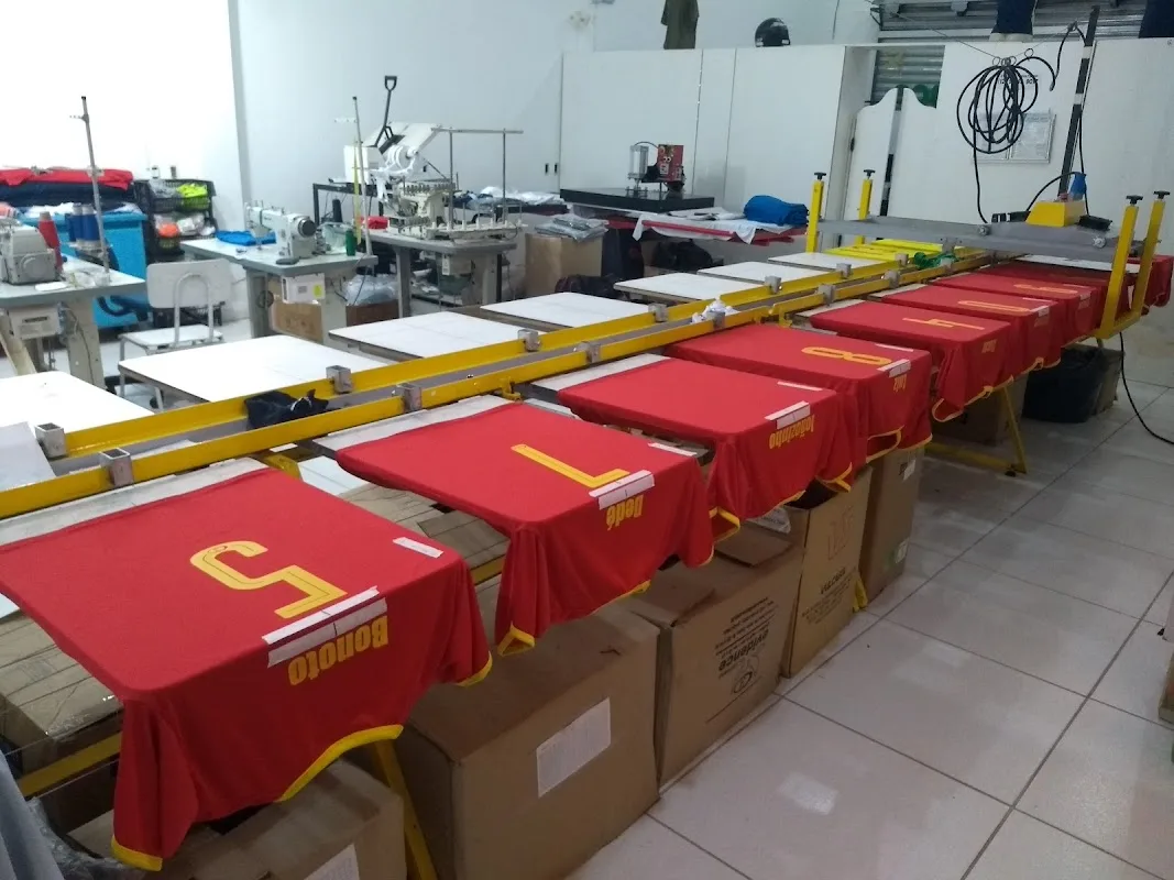 Evidence Camisetas — Outros em Cruzeiro