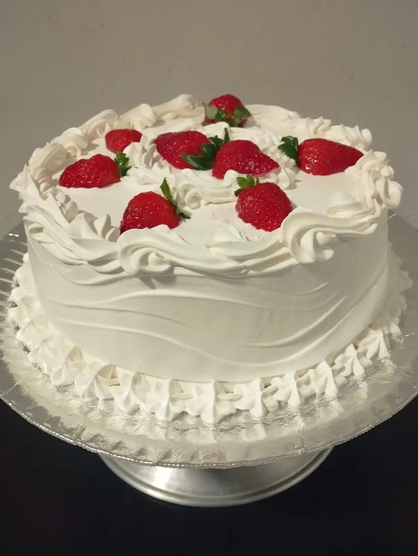 Andrea Ferrari Bolos Decorados — Bolos e Doces em Caçapava