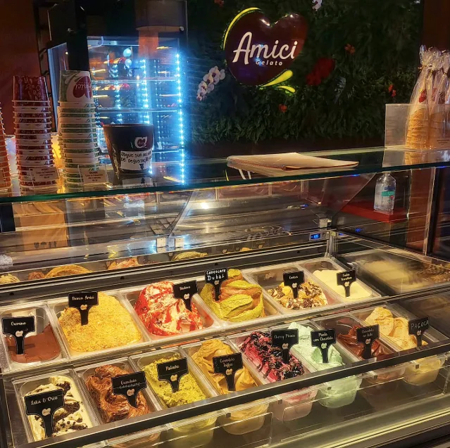 Amici Gelato e Café | Tremembé — Bolos e Doces em Tremembé
