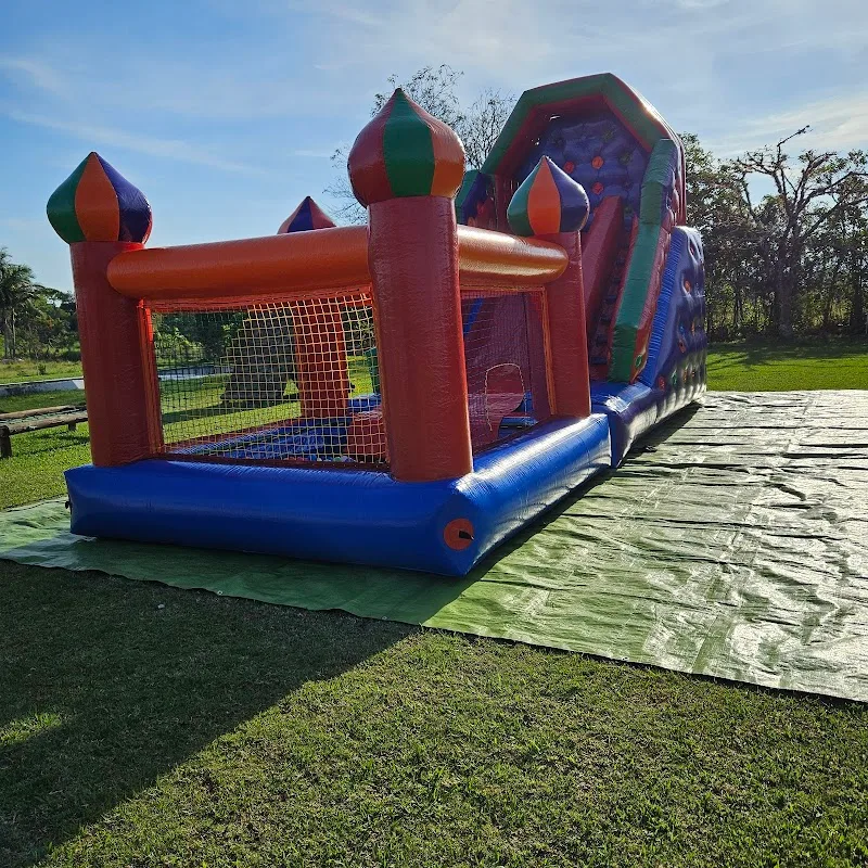 Two Kids Brinquedos — Outros em Tremembé