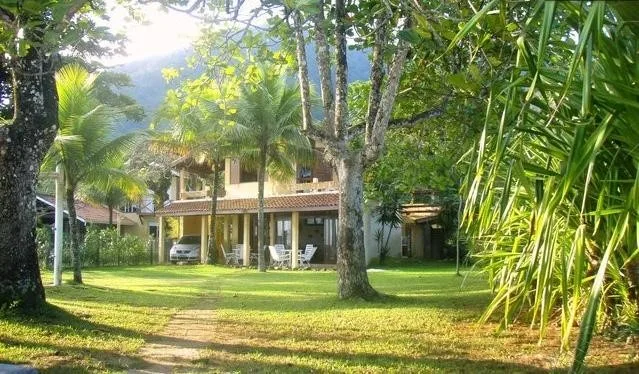 Casa Pé na Areia Lázaro Ubatuba (Para Aluguel Temporada) — Sítio em Ubatuba