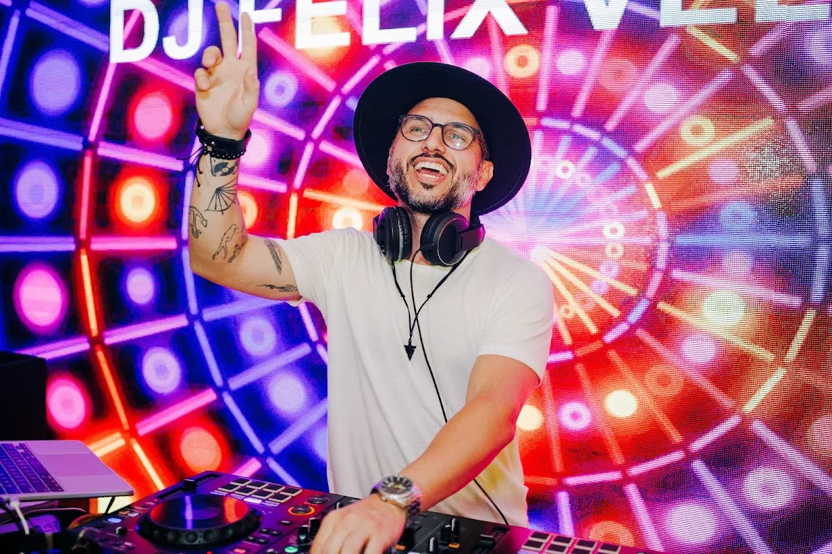 Dj Felix Veloso — Música / DJ / Som em São Sebastião