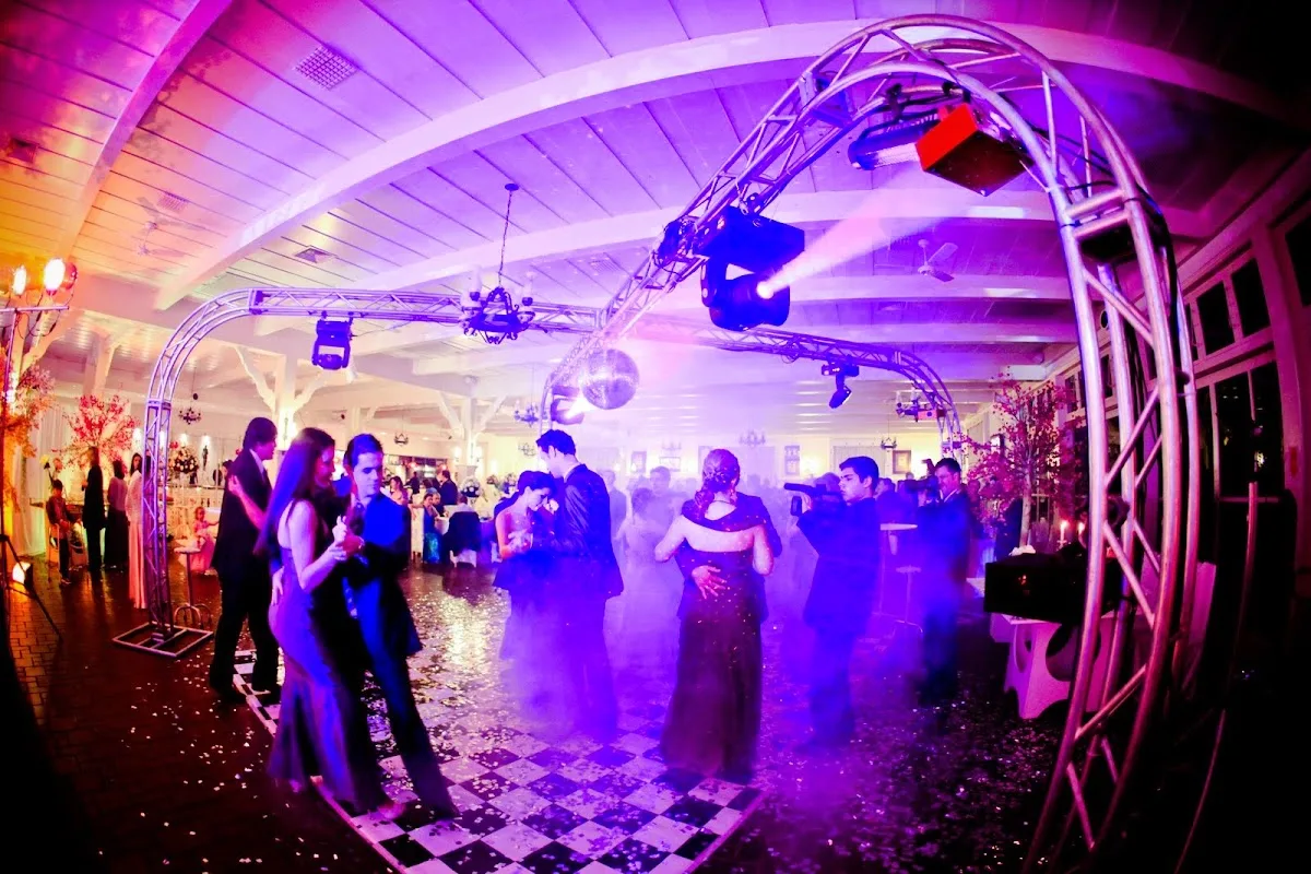 DJ para Casamento, Som e Eventos | DJ SP — Música / DJ / Som em São Paulo